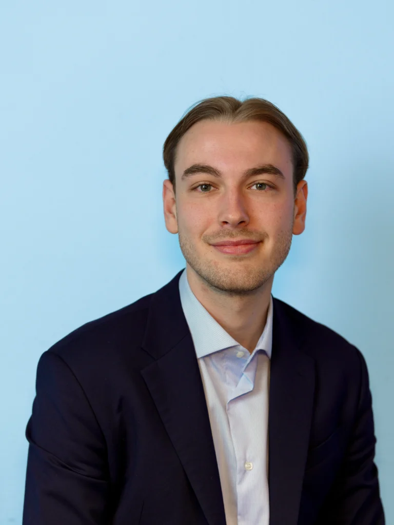 Portretfoto van Jeroen van Drimmelen, Business Consultant.