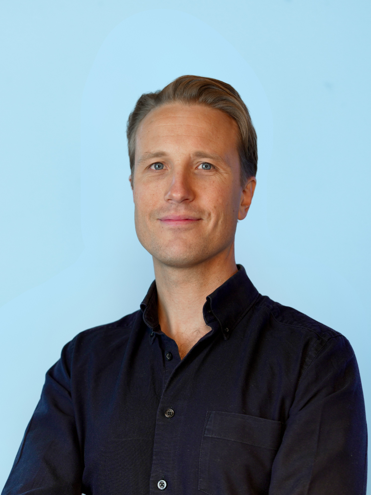 Portretfoto van Melvin Holslag, Business Manager bij Morgan Green in Amsterdam.